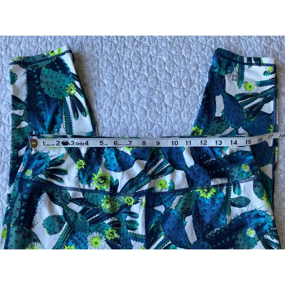 Sweaty Betty Soft Cropped Leggings Cactus Design Size XL